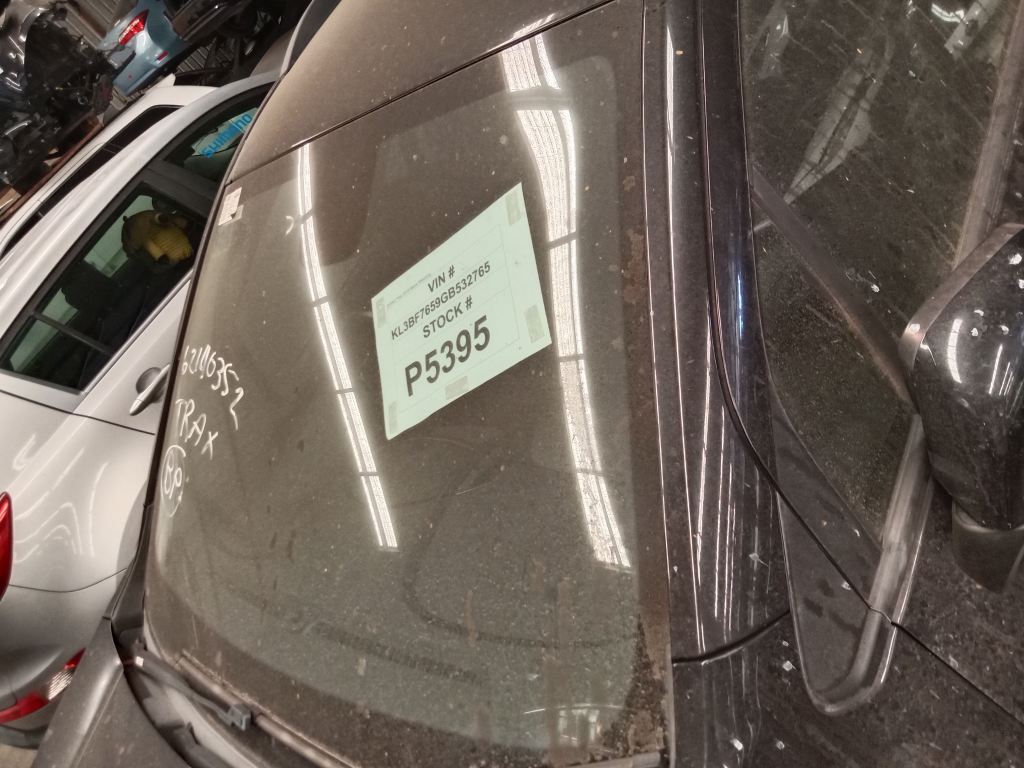 P5395 - Holden Trax 2016 Black Wrecking - Image 11