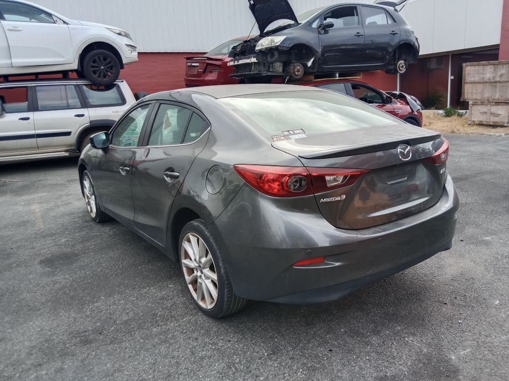 P5432 - Mazda 3 2017 Grey Wrecking - Image 14
