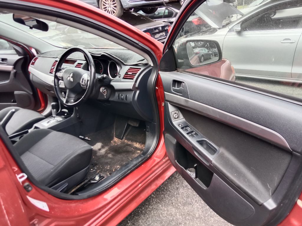P5434 - Mitsubishi Lancer 2010 Red Wrecking - Image 4