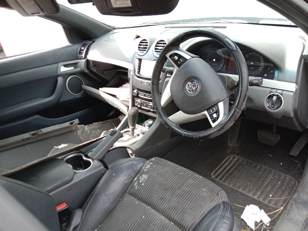 P5449 - Holden Commodore 2013 SV6 Z-Series Black Wrecking - Image 5