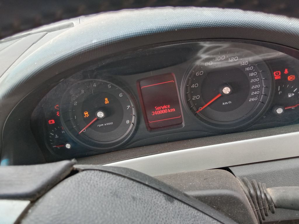 P5449 - Holden Commodore 2013 SV6 Z-Series Black Wrecking - Image 6