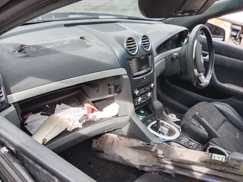 P5449 - Holden Commodore 2013 SV6 Z-Series Black Wrecking - Image 10