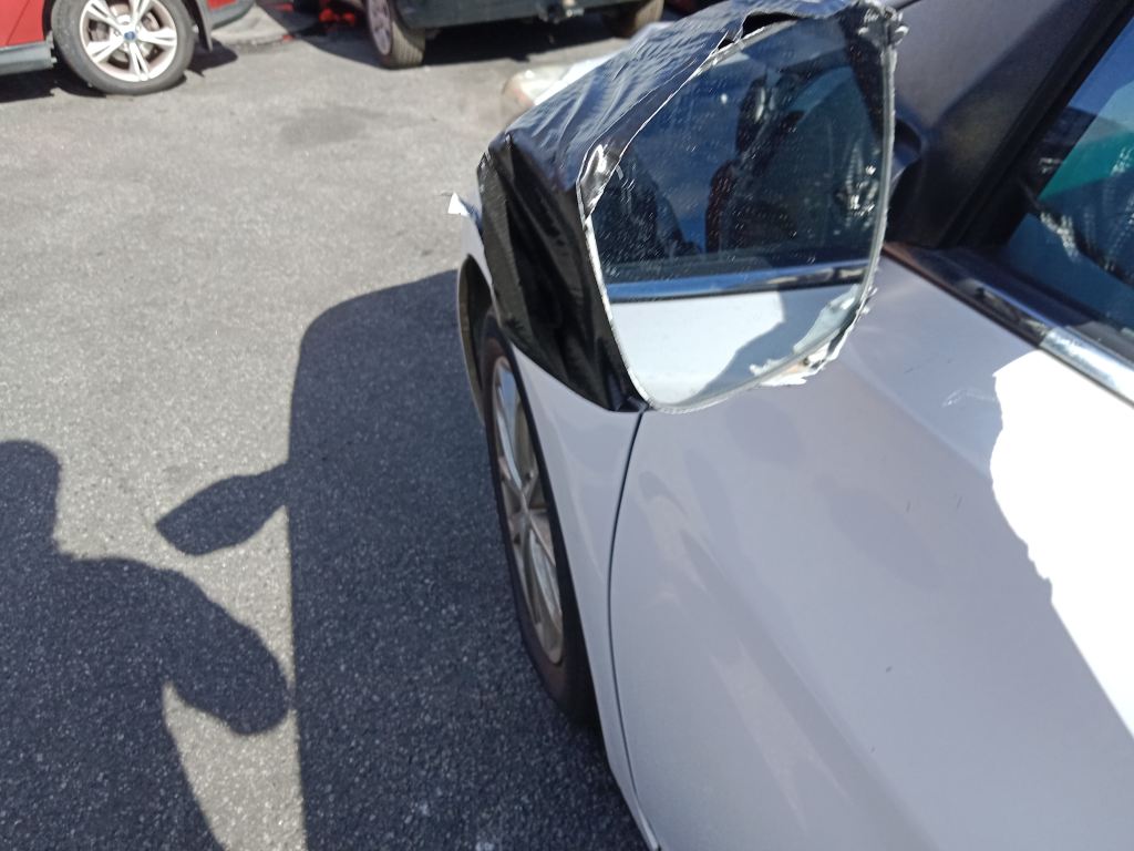 P5496 - Hyundai Elantra 2014 White Wrecking - Image 12
