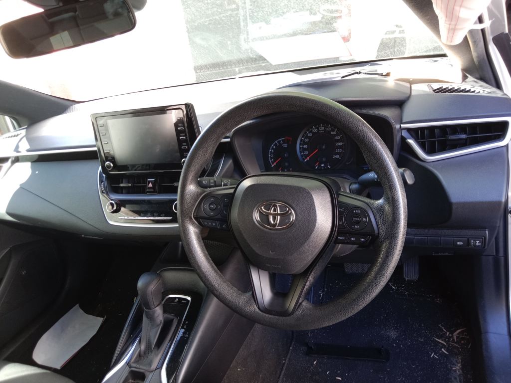 P5511 - Toyota corolla 2020 Silver Wrecking - Image 7