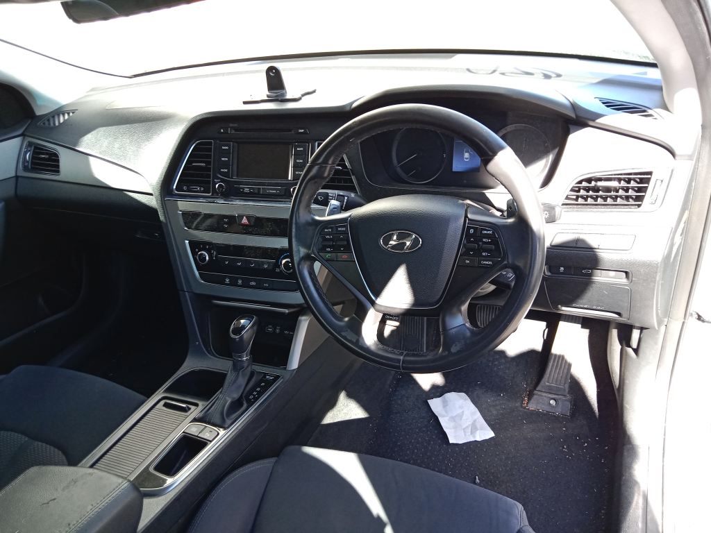 P5513 - Hyundai sonata 2016 Grey Wrecking - Image 11