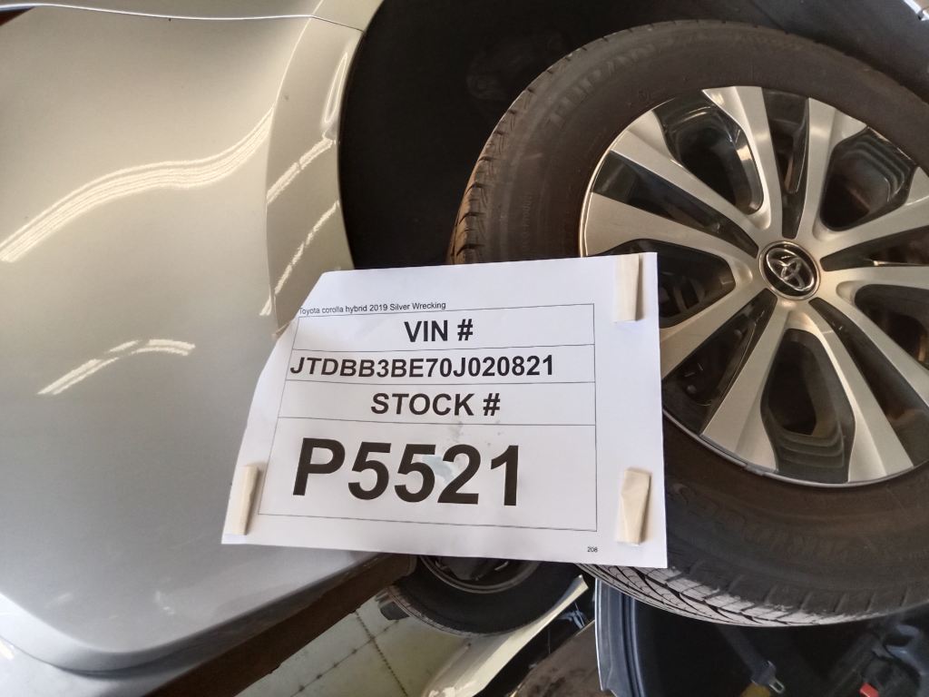 P5521 - Toyota corolla hybrid 2019 Silver Wrecking - Image 2