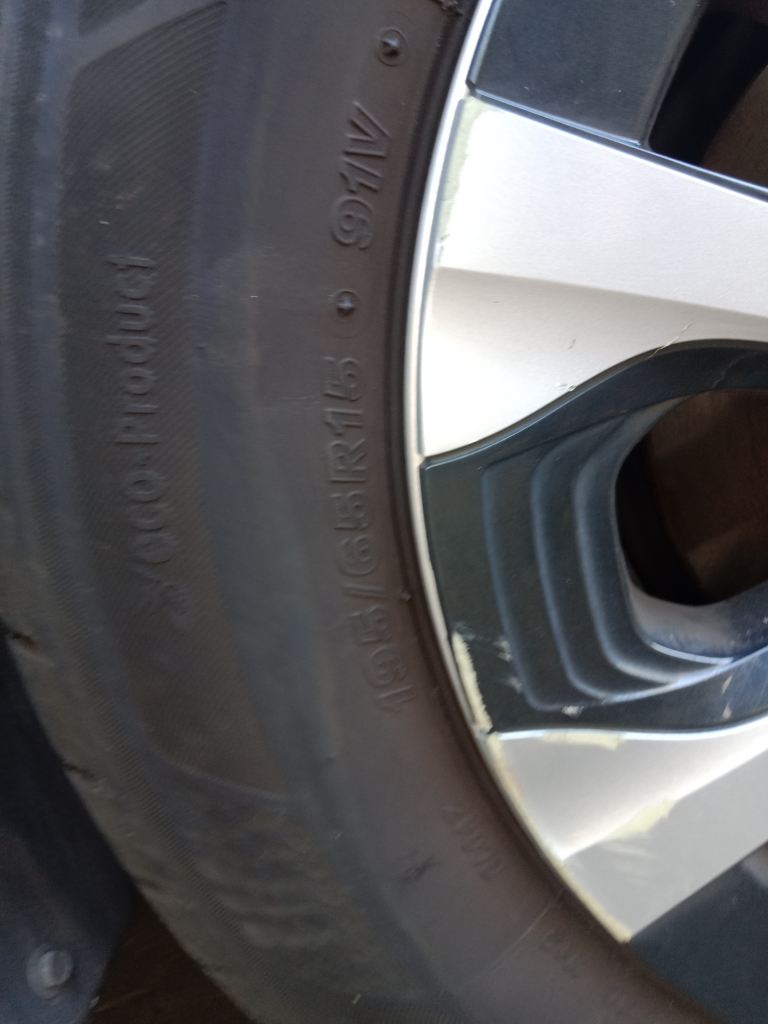 P5521 - Toyota corolla hybrid 2019 Silver Wrecking - Image 9