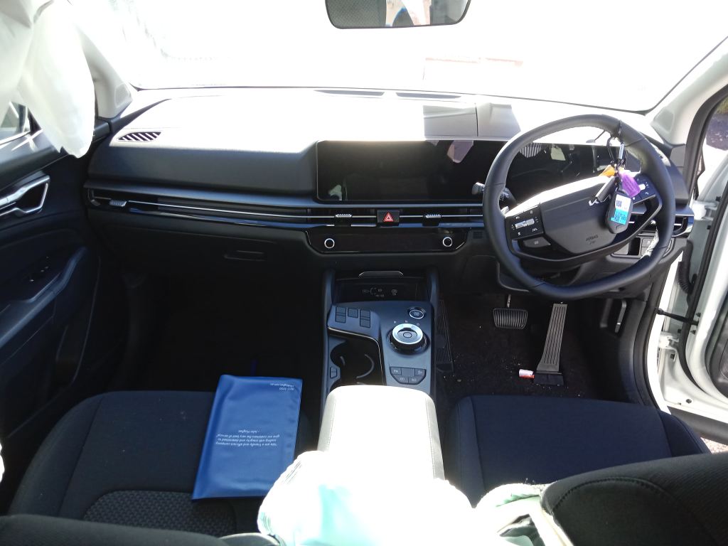 P5522 - Kia Sportage hybrid 2025 White Wrecking - Image 7