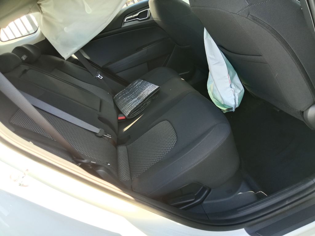 P5522 - Kia Sportage hybrid 2025 White Wrecking - Image 8