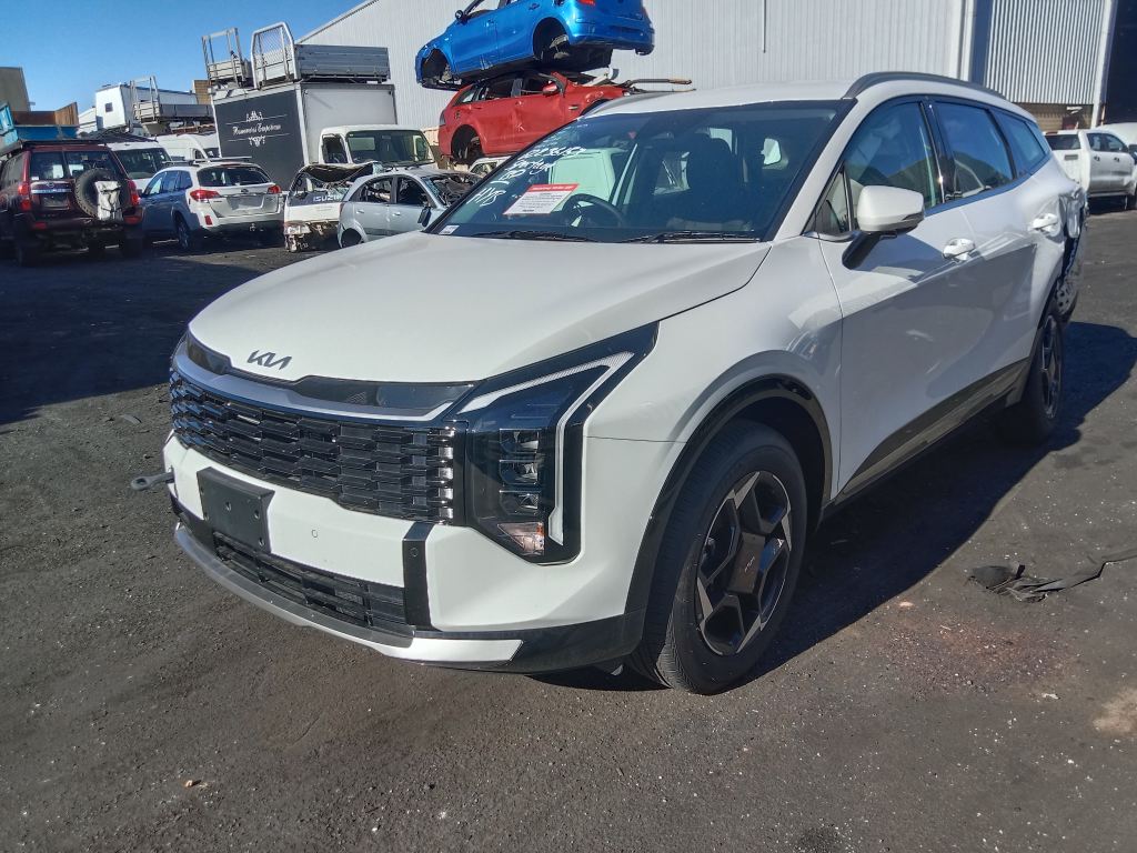 P5522 - Kia Sportage hybrid 2025 White Wrecking - Image 16