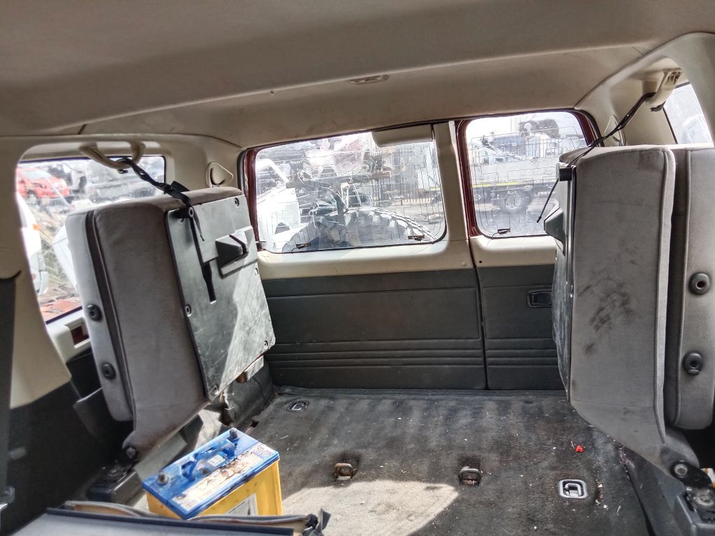 P5532 - Nissan patrol 2005 Maroon Wrecking - Image 7