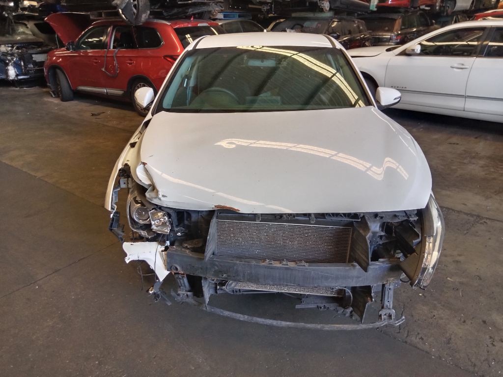 P5545 - Hyundai i30 2018 White Wrecking