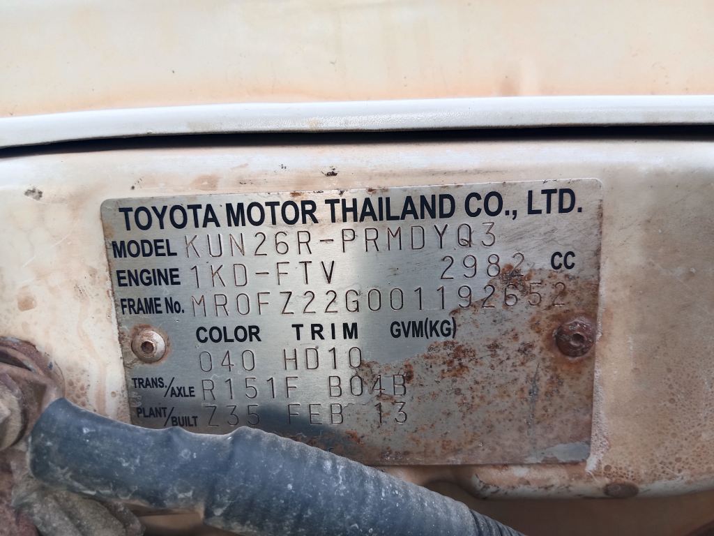 P5549 - Toyota Hilux 2013 White Wrecking - Image 16