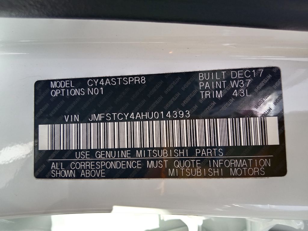 P5561 - Mitsubishi Lancer 2018 White Wrecking - Image 5