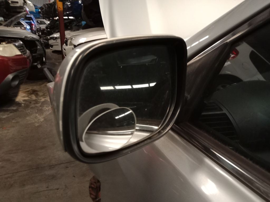 P5572 - Toyota Camry 2009 Silver Wrecking - Image 6