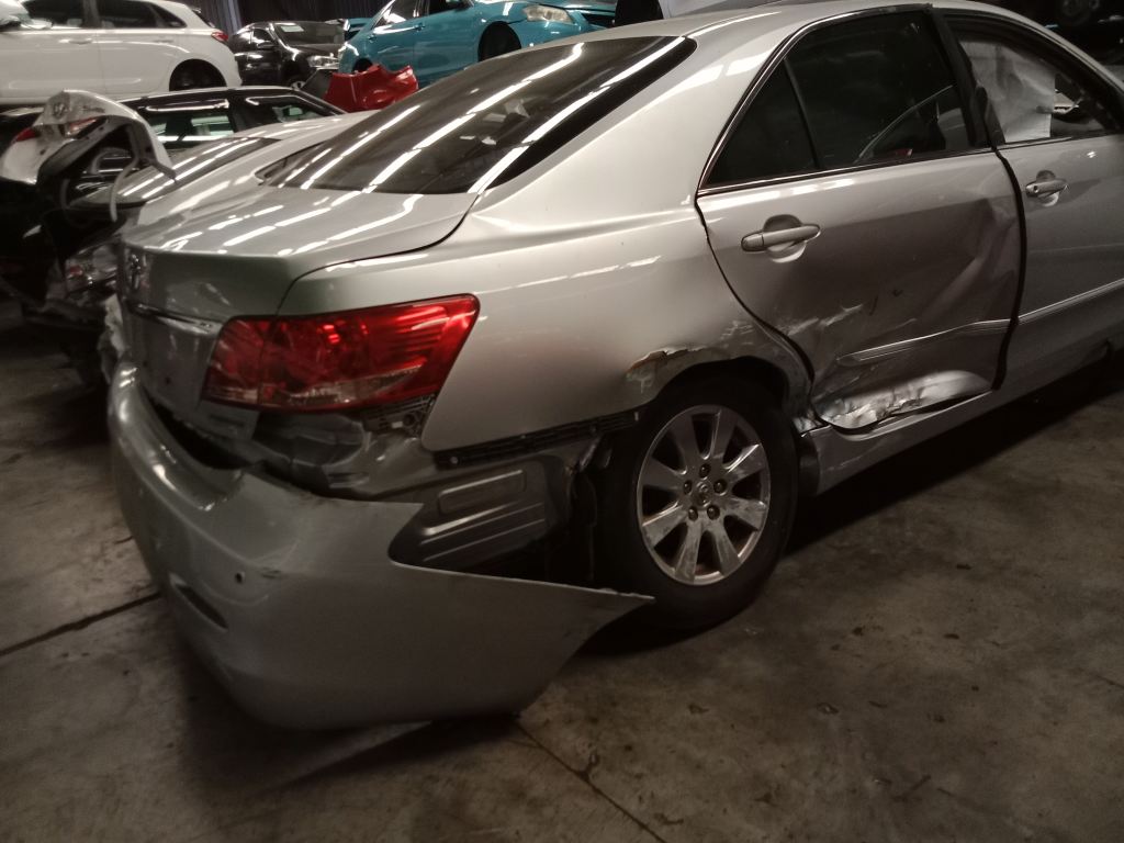 P5573 - Toyota Aurion 2006 Silver Wrecking - Image 9