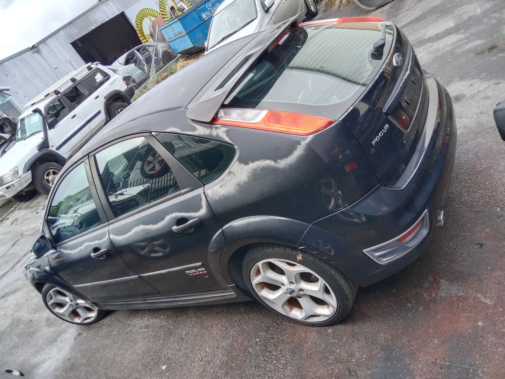 P5578 - Ford Focus 2006 Black Wrecking - Image 12