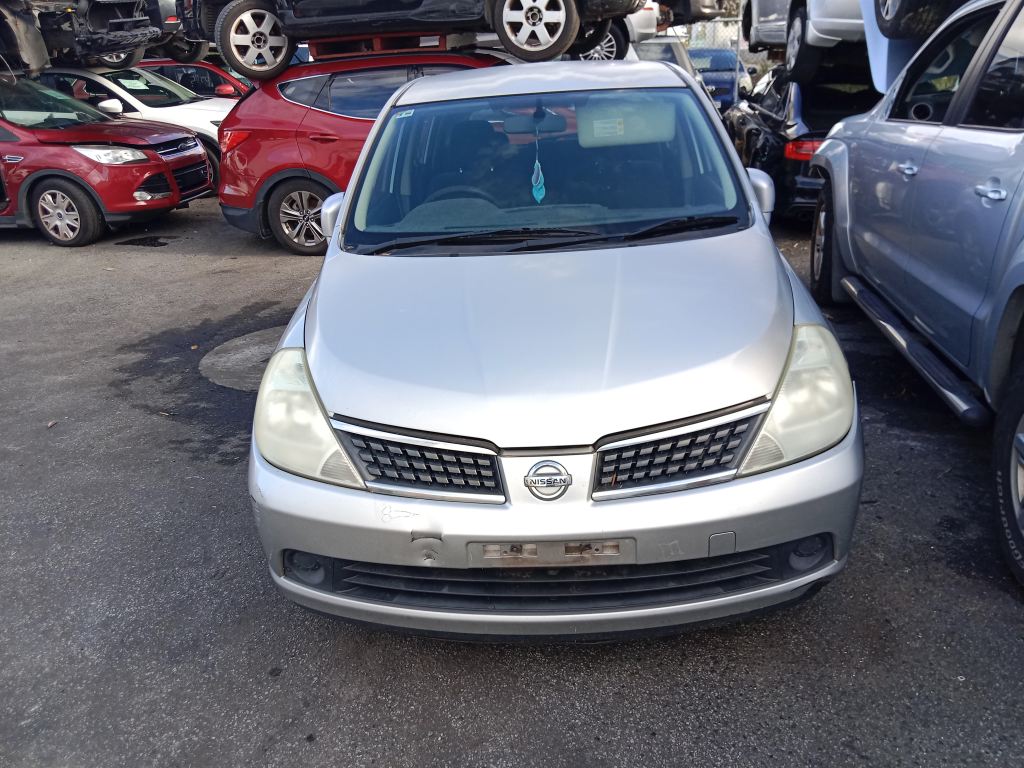 P5582 - Nissan Tiida 2006 Silver Wrecking
