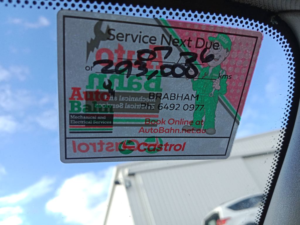 P5582 - Nissan Tiida 2006 Silver Wrecking - Image 7