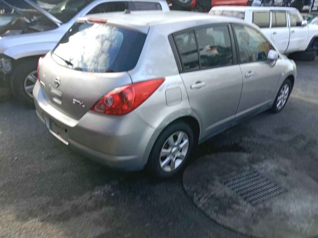 P5582 - Nissan Tiida 2006 Silver Wrecking - Image 14