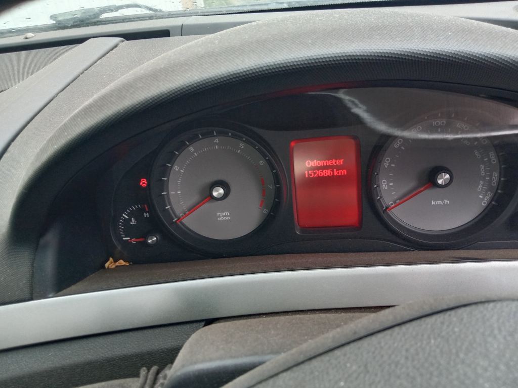 P5591 - Holden Commodore 2008 Black Wrecking - Image 6