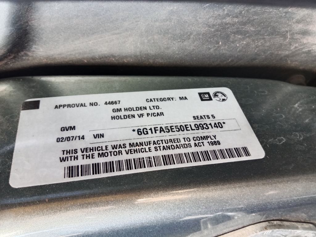 P5600 - Holden Commodore evoke 2014 Green Wrecking - Image 8
