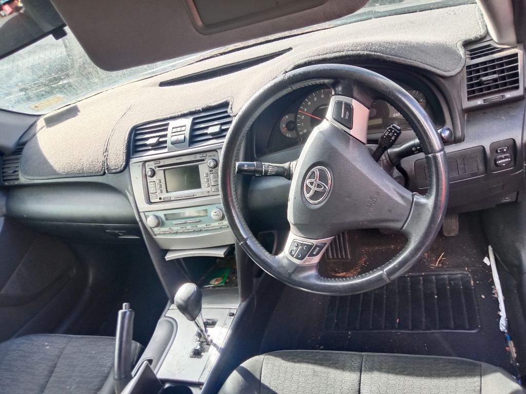 P5610 - Toyota Camry 2009 Grey Wrecking - Image 7