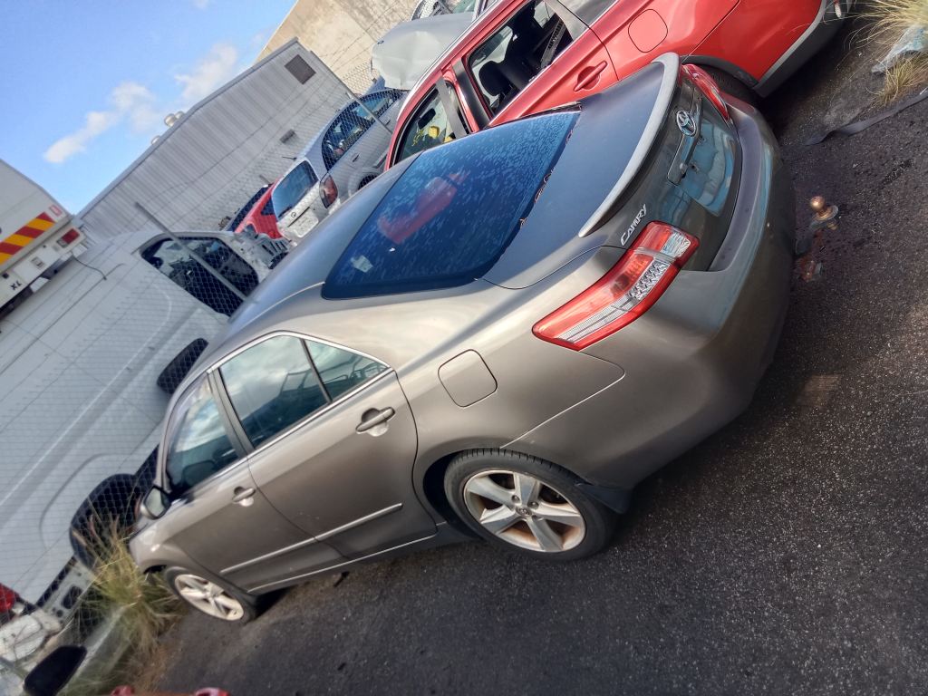 P5610 - Toyota Camry 2009 Grey Wrecking - Image 16