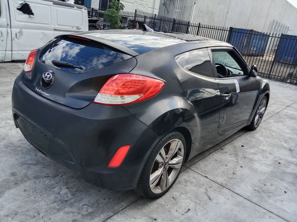 P5655 - Hyundai Veloster 2012 Black Wrecking - Image 15