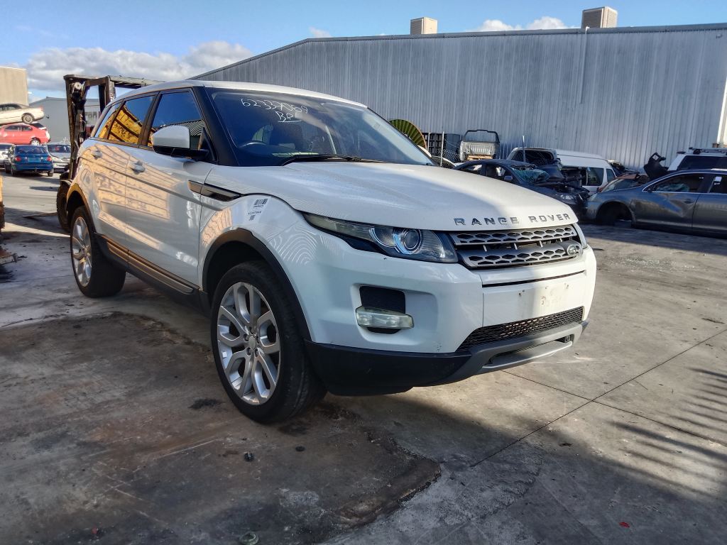 P5688 - Range Rover Evoque 2014 White Wrecking