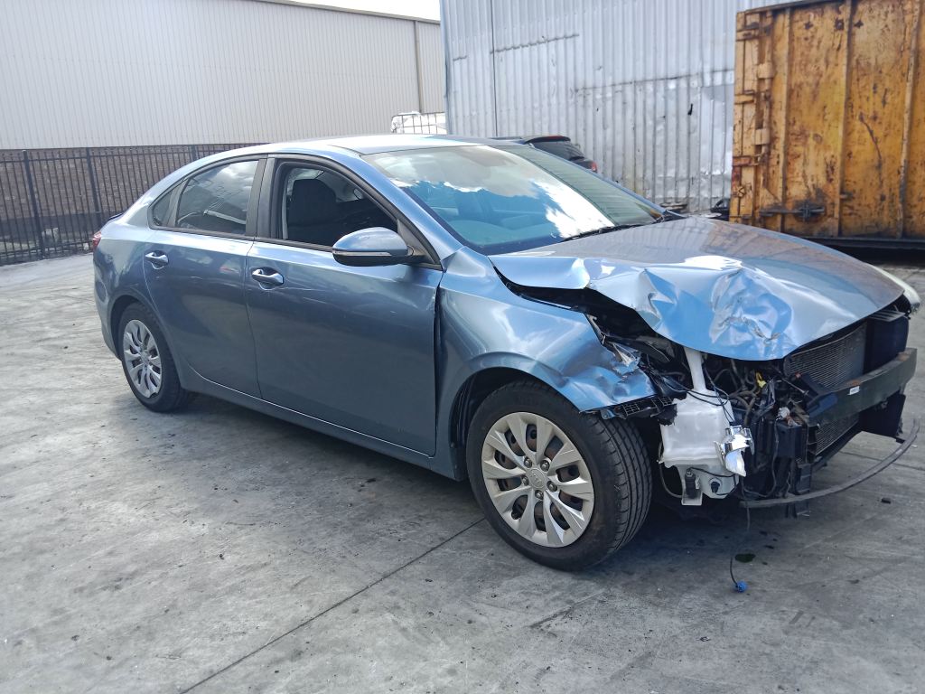 P5690 - Kia Cerato 2020 Blue Wrecking