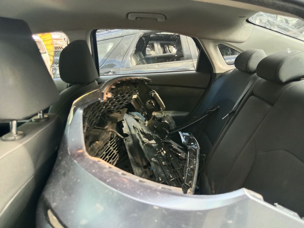 P5690 - Kia Cerato 2020 Blue Wrecking - Image 9