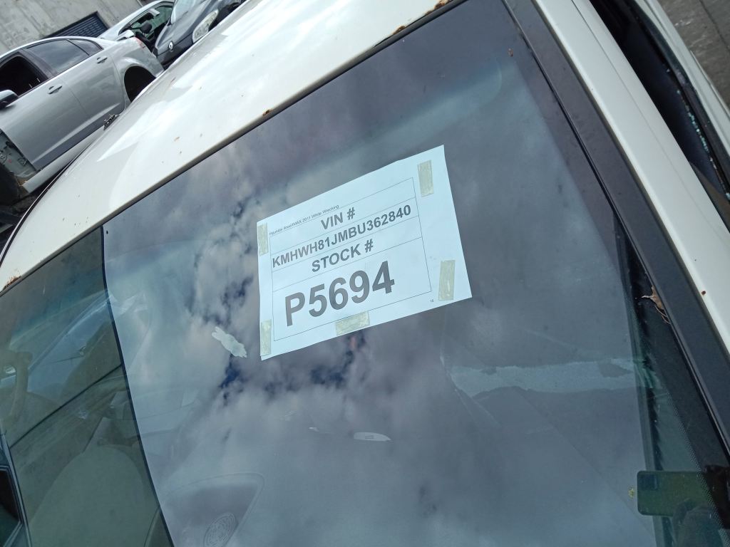 P5694 - Hyundai iload/IMAX 2011 White Wrecking - Image 11