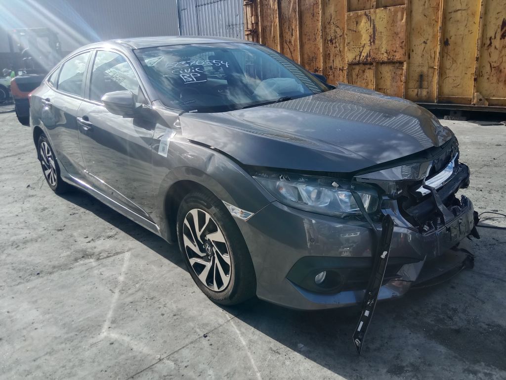 P5709 – Honda Civic 2016 Grey Wrecking