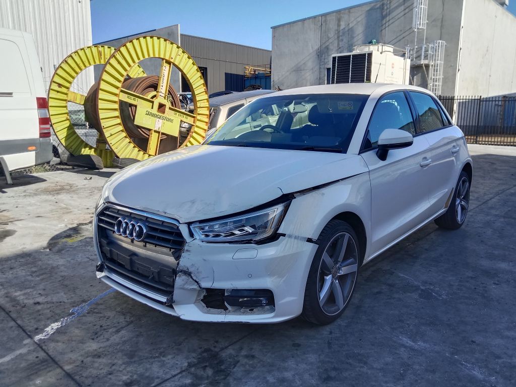 P5716 - Audi A1 2016 White Wrecking - Image 16
