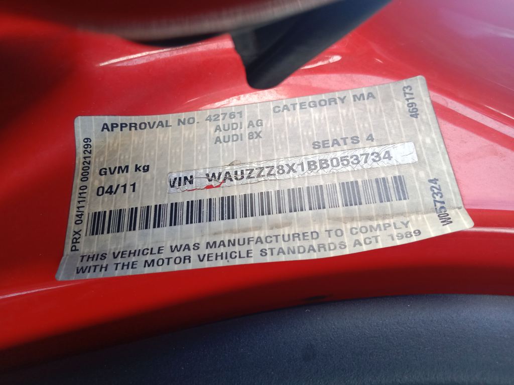 P5723 - Audi A1 2011 Red Wrecking - Image 8