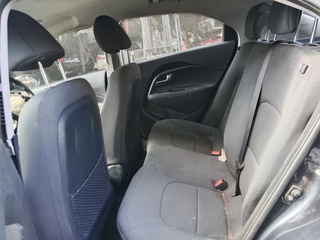 P5725 - Kia Rio 2014 Grey Wrecking - Image 8