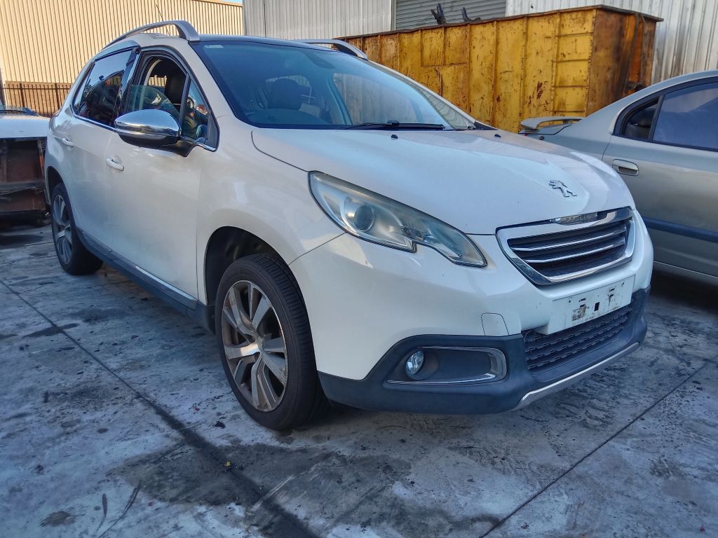 P5730 - Peugeot 2008 2013 White Wrecking - Image 16