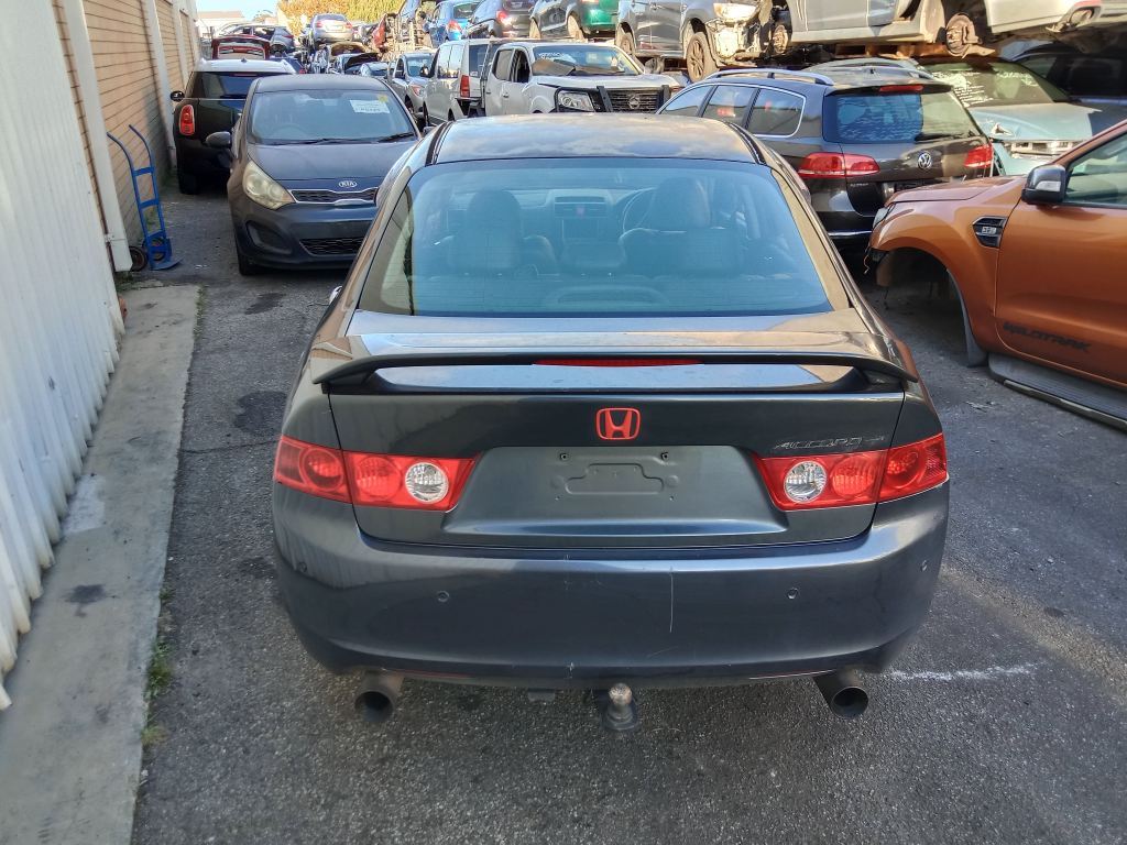 P5733 - Honda Accord Euro 2003 Grey Wrecking - Image 11