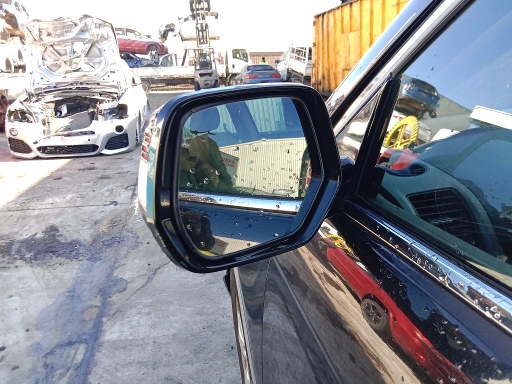 P5736 - Honda CRV 2007 Black Wrecking - Image 12