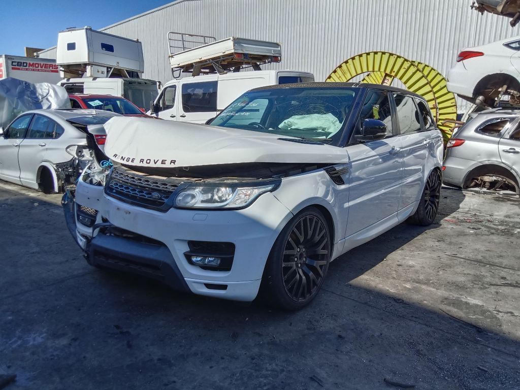 P5737 - Land Rover Range Rover Sport 2016 White Wrecking