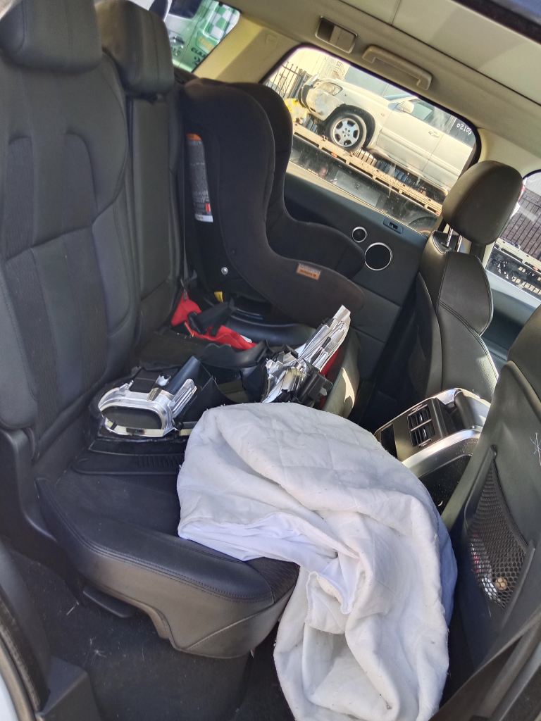 P5737 - Land Rover Range Rover Sport 2016 White Wrecking - Image 7