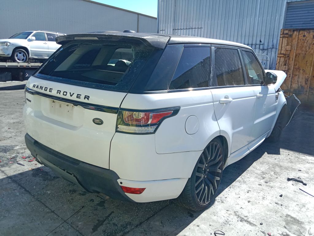 P5737 - Land Rover Range Rover Sport 2016 White Wrecking - Image 10