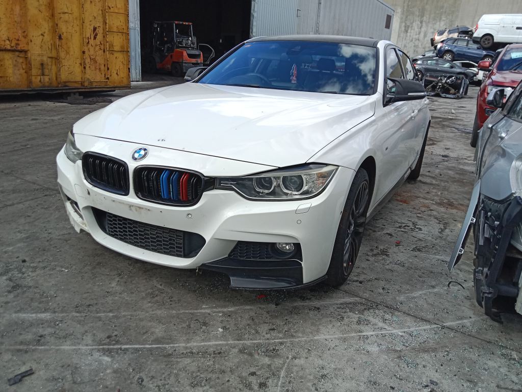P5739 - BMW 3 Series F30 2013 White Wrecking