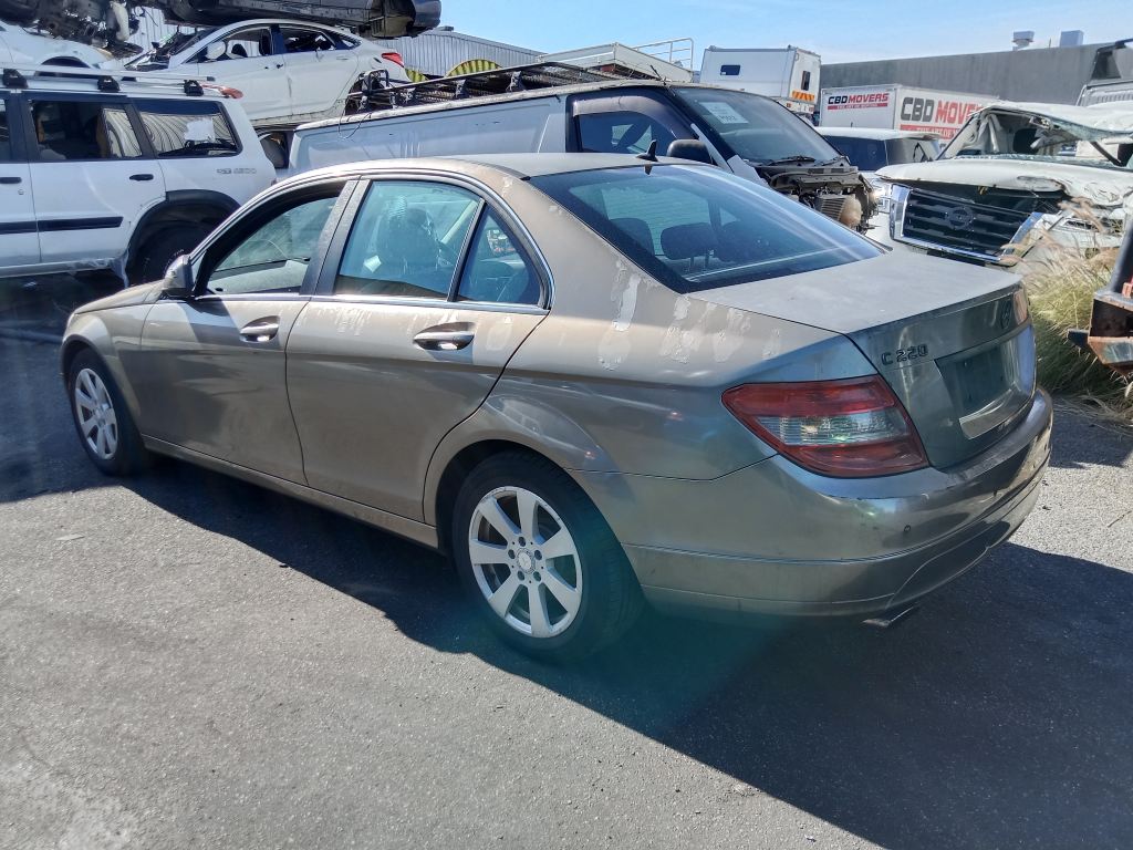 P5740 - Mercedes-Benz C-Class C220 2008 Gold Wrecking - Image 15