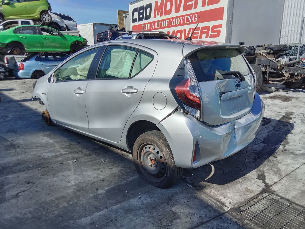 P5741 - Toyota Prius C 2017 Silver Wrecking - Image 15