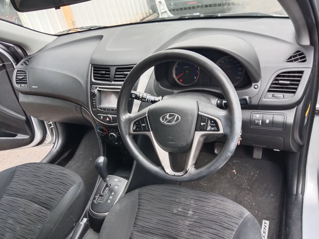 P5746 - Hyundai accent hatchback 2015 Silver Wrecking - Image 5