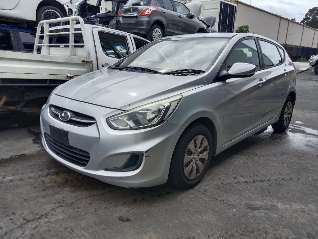 P5746 - Hyundai accent hatchback 2015 Silver Wrecking - Image 16