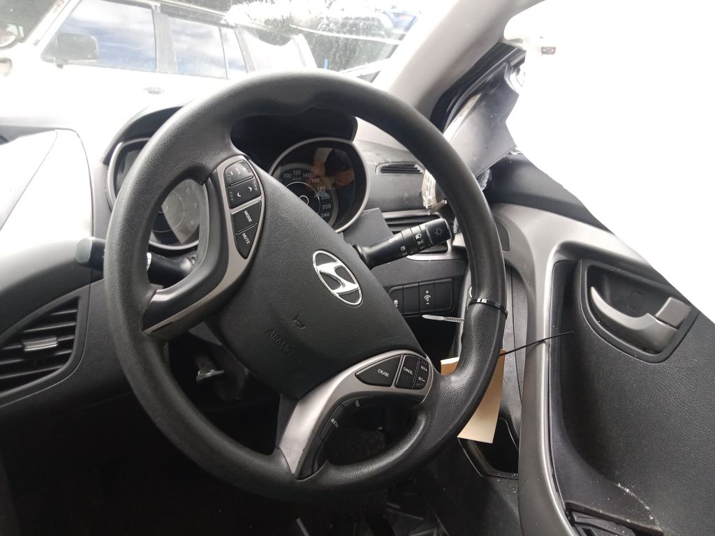 P5753 - Hyundai Elantra 2011 Silver Wrecking - Image 8