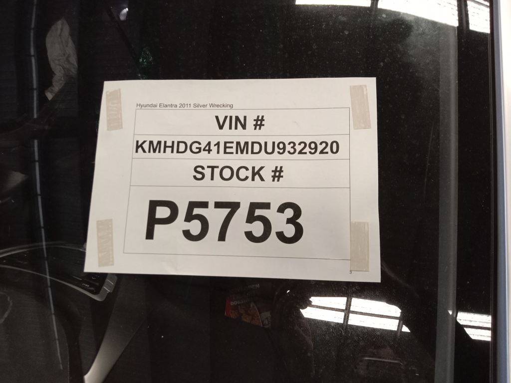 P5753 - Hyundai Elantra 2011 Silver Wrecking - Image 9